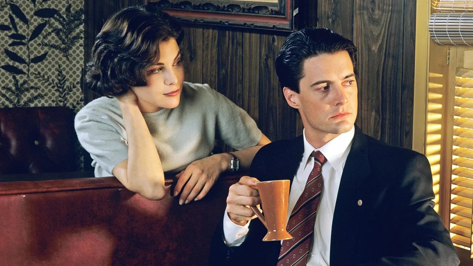 Twin Peaks Season 1 poster or key art